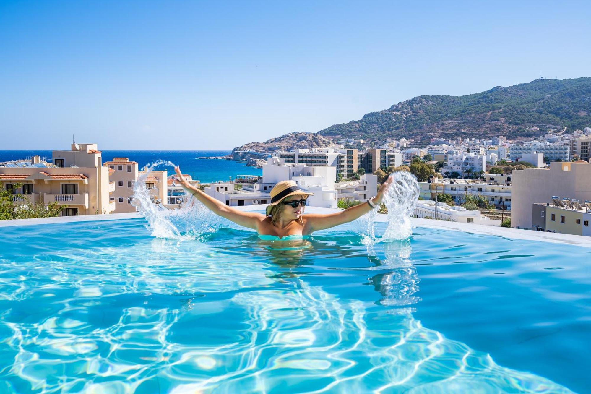 קרפאטוס Aphrodite Luxury Studios & Apartments מראה חיצוני תמונה