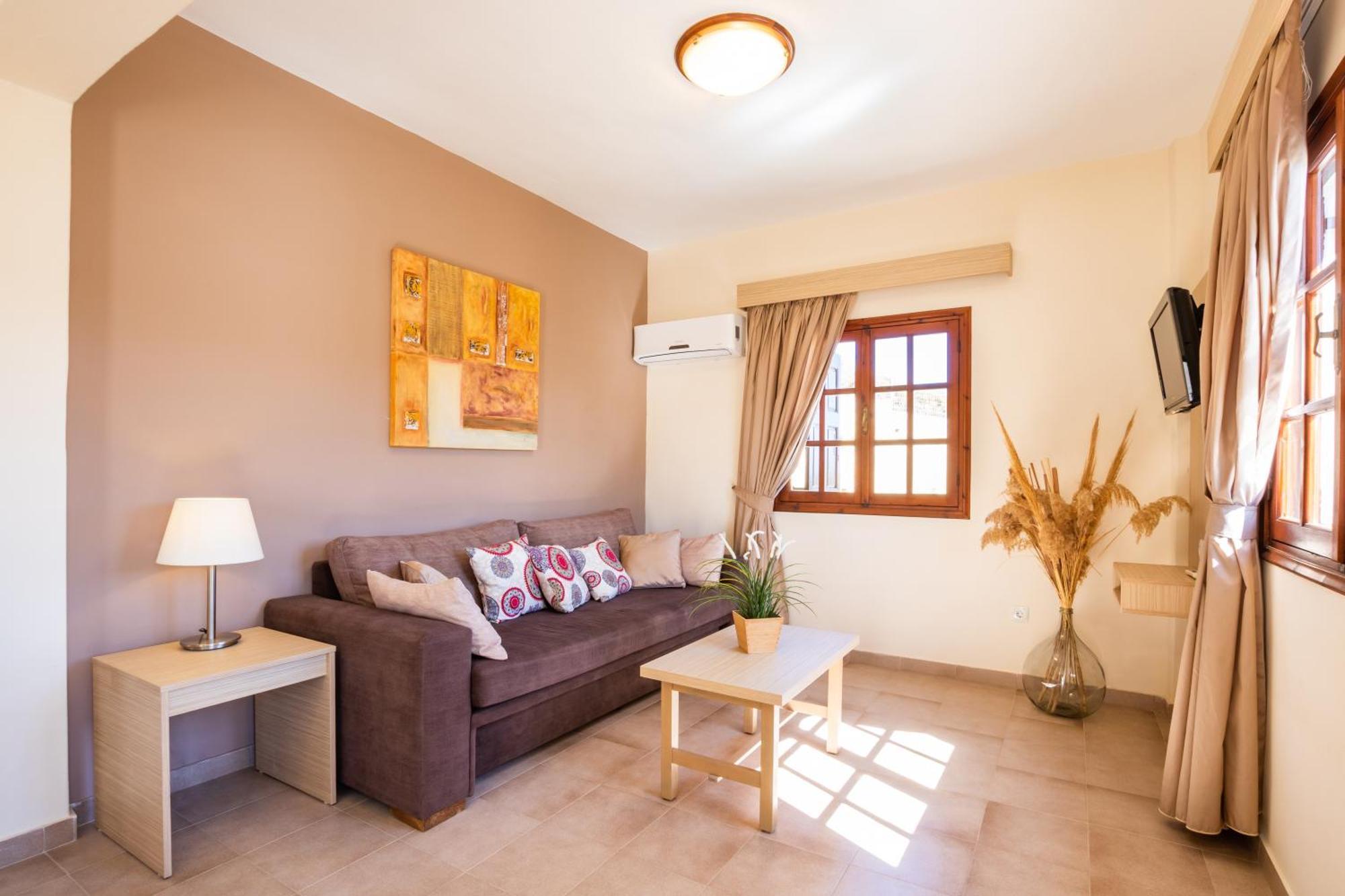 קרפאטוס Aphrodite Luxury Studios & Apartments מראה חיצוני תמונה